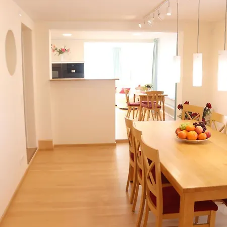 Liebevoll Eingerichtetes Haus Mit Grossem Garten In - Telefonnummer Und Video Unter Www Fhvn De *