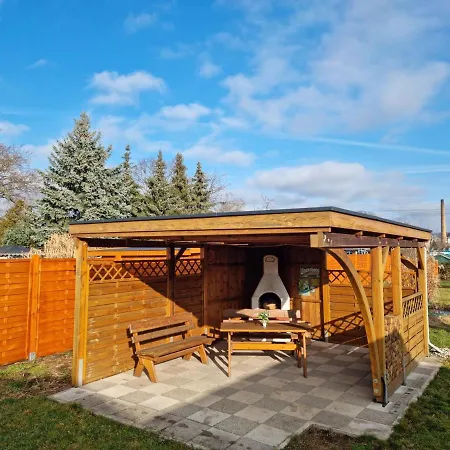 Hébergement de vacances Liebevoll Eingerichtetes Haus Mit Grossem Garten In - Telefonnummer Und Video Unter Www Fhvn De *