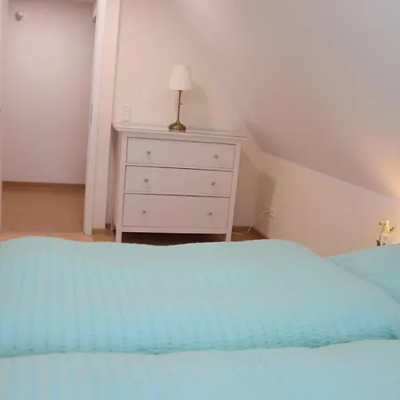 Prázdninový dům Liebevoll Eingerichtetes Haus Mit Grossem Garten In - Telefonnummer Und Video Unter Www Fhvn De *